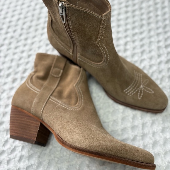 Dolce Vita Shoes - Dolce Vita Tan Suede Ankle Boots